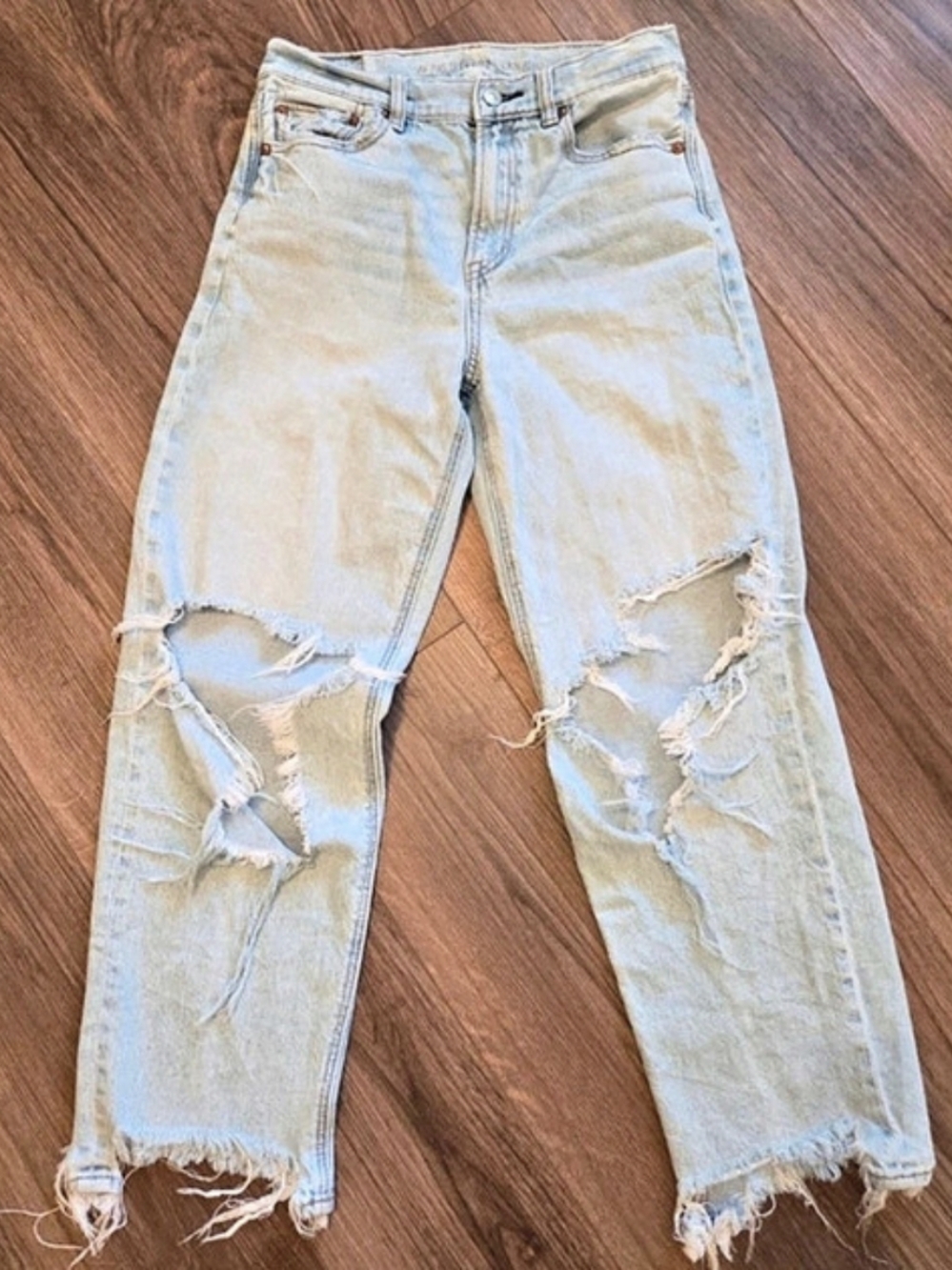 American Eagle STRIGID Distressed Straight Leg Jeans